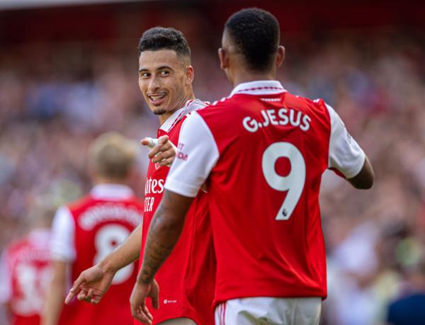 莫雷托：那不勒斯将与孔蒂会谈，讨论是否以及如何继续合作（莫雷托：那不勒斯将与孔蒂会面，商讨是否继续合作及具体方案）