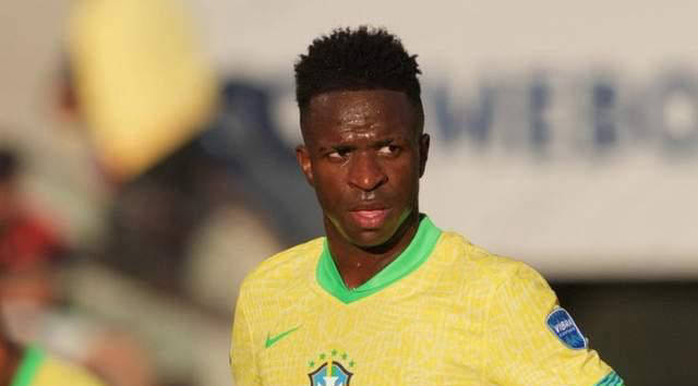 西媒：拉莫斯希望回欧洲主流联赛，他渴望回国家队参加世界杯（西媒：拉莫斯盼重返欧洲主流联赛，力争回归国家队出战世界杯）