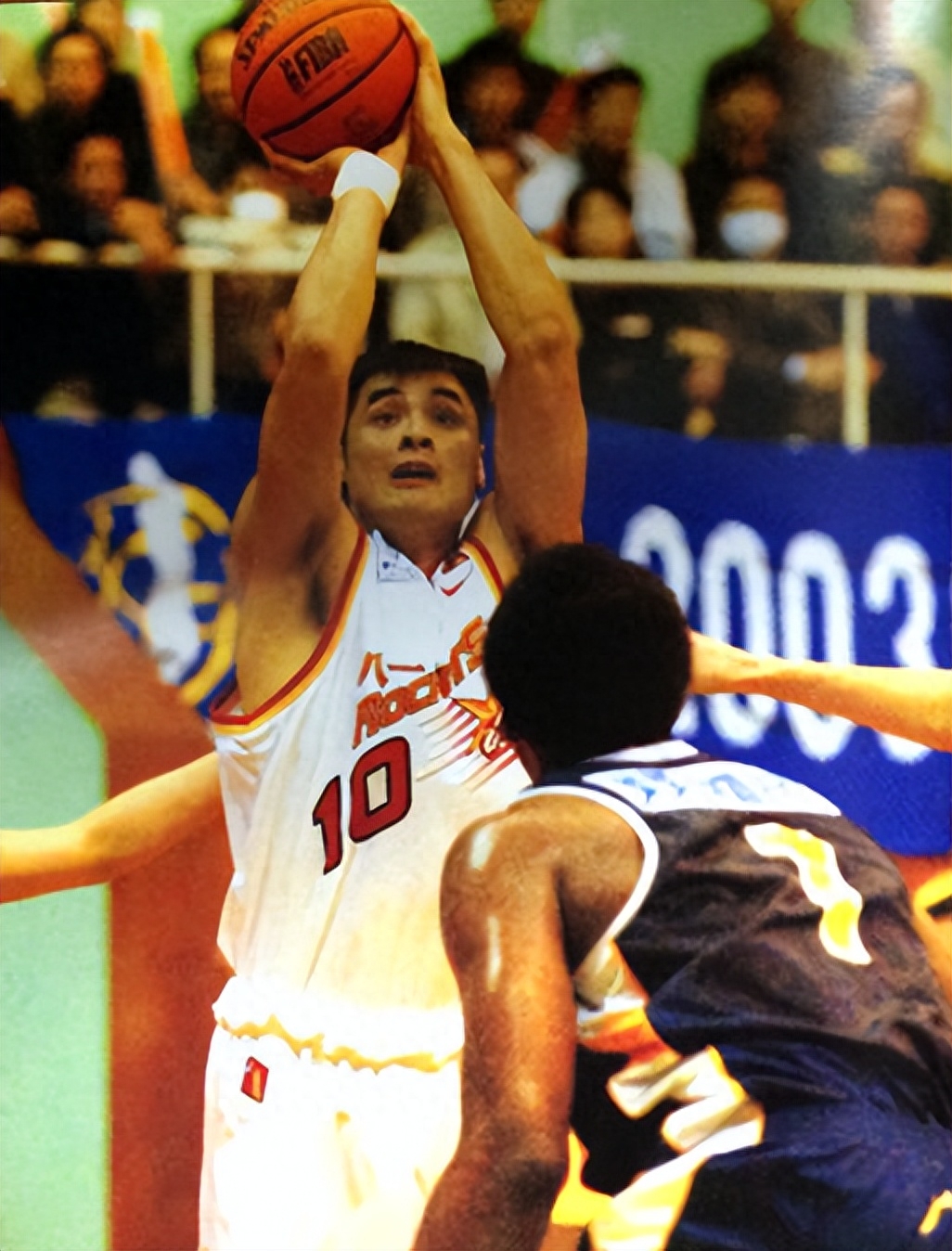 每体：平图斯的职责已被削减，但伤病问题让皇马开始怀念他（每体：尽管平图斯职责缩水，伤病潮令皇马开始怀念他）