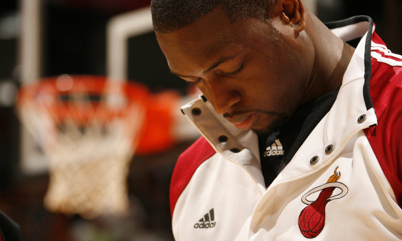 7场打完，基本可以确定，詹姆斯维持22年的历史第一纪录，要断了（7战过后，几乎可以断定，詹姆斯坚持22年的历史第一纪录恐将告破）