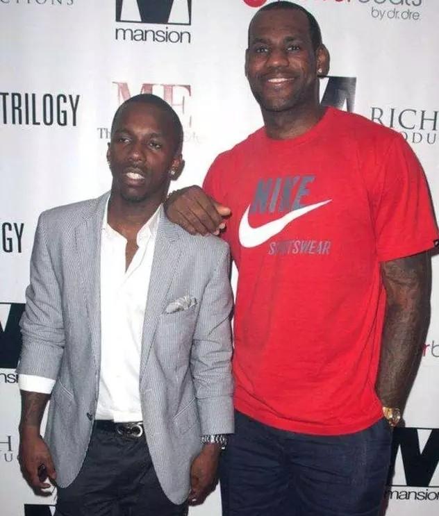 莫雷托：那不勒斯想在冬窗从罗马引进洛伦佐-佩莱格里尼（莫雷托：那不勒斯冬窗有意从罗马签下洛伦佐-佩莱格里尼）