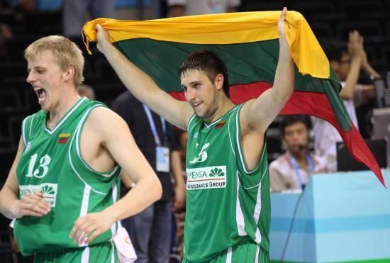 弗林蓬选交手过的最佳五人队：亚马尔、贝林、穆西亚拉在列（弗林蓬评生涯对手五人最佳阵：亚马尔、贝林厄姆、穆西亚拉入选）