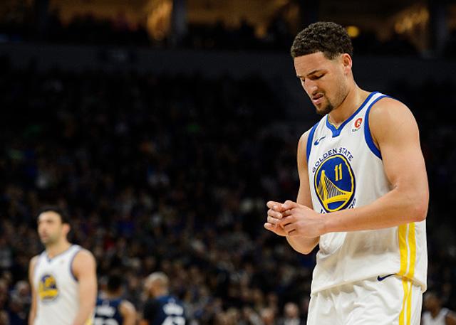 中甲半场：安以恩笑纳对方门将大礼，辽宁铁人暂1-0佛山南狮（中甲半场：安以恩抓住门将失误，辽宁铁人暂1-0领先佛山南狮）